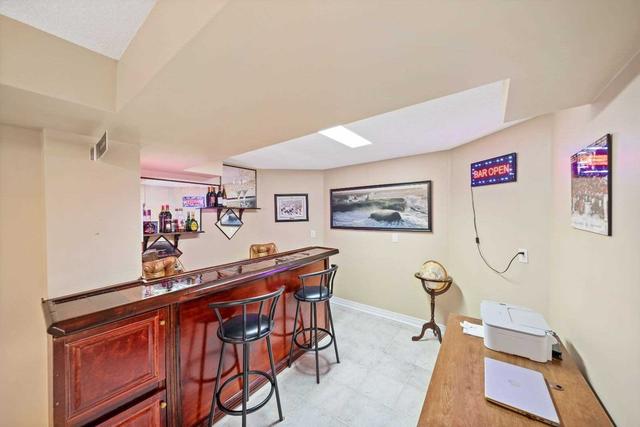 58 Pae Dr, House detached with 3 bedrooms, 4 bathrooms and 4 parking in Barrie ON | Image 3