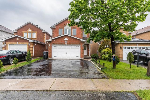 71 Ravenscliffe Crt, House detached with 4 bedrooms, 4 bathrooms and 6 parking in Brampton ON | Image 1