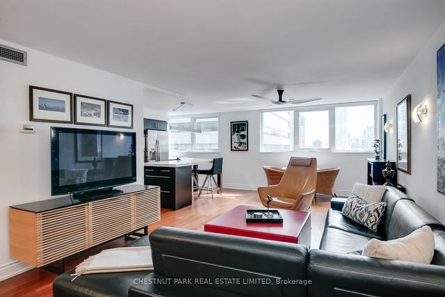 1001 - 360 Bloor St E, Condo with 2 bedrooms, 2 bathrooms and 1 parking in Toronto ON | Image 5