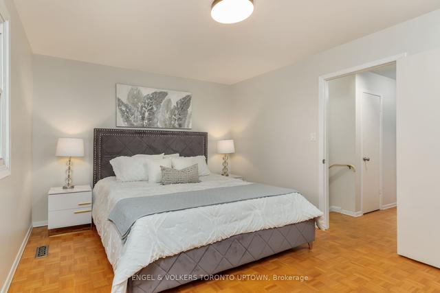 25 Stonedale Plwy, Townhouse with 3 bedrooms, 3 bathrooms and 2 parking in Toronto ON | Image 16
