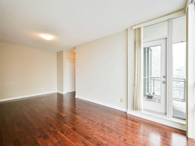 702 - 3515 Kariya Dr, Condo with 2 bedrooms, 2 bathrooms and 1 parking in Mississauga ON | Image 6