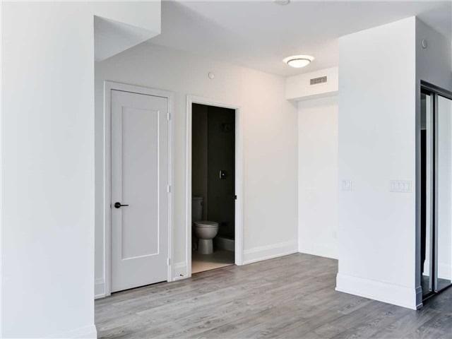 1604 - 101 Erskine Ave, Condo with 1 bedrooms, 1 bathrooms and 1 parking in Toronto ON | Image 18
