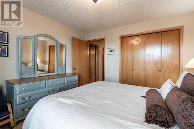 2, - 1165 16 Street Ne, Condo with 2 bedrooms, 3 bathrooms and 2 parking in Medicine Hat AB | Image 13