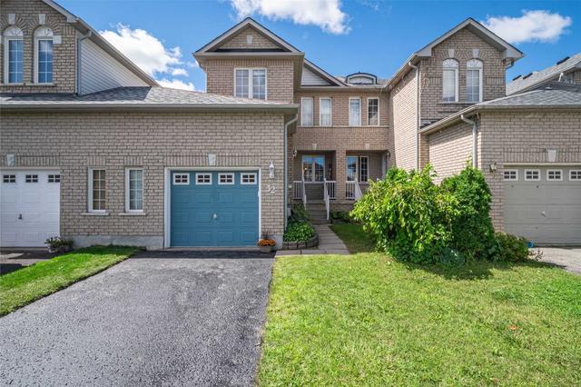 32 Coleman Dr, House attached with 3 bedrooms, 2 bathrooms and 3 parking in Barrie ON | Image 23