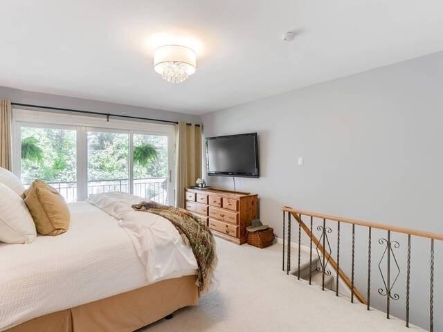 30 Millburn Dr, House detached with 4 bedrooms, 3 bathrooms and 5 parking in Toronto ON | Image 5