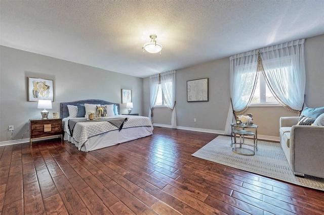 17 Wolf Trail Cres, House detached with 4 bedrooms, 5 bathrooms and 4 parking in Richmond Hill ON | Image 14