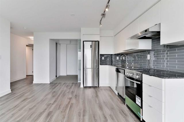 907 - 160 Flemington Rd, Condo with 2 bedrooms, 1 bathrooms and 1 parking in Toronto ON | Image 9