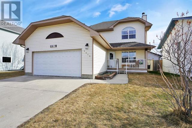 5819 69 Avenue, House detached with 4 bedrooms, 3 bathrooms and 2 parking in Rocky Mountain House AB | Card Image