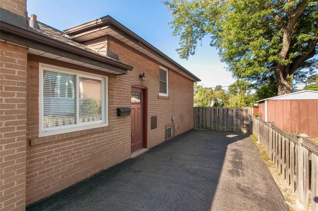 1262 De Quincy Cres, House detached with 3 bedrooms, 2 bathrooms and 3 parking in Burlington ON | Image 36