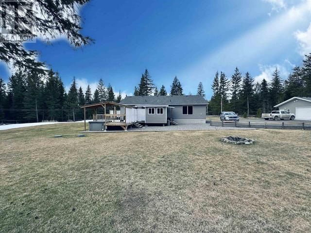 6823 Fricke Road, House detached with 2 bedrooms, 2 bathrooms and null parking in Cariboo L BC | Image 33