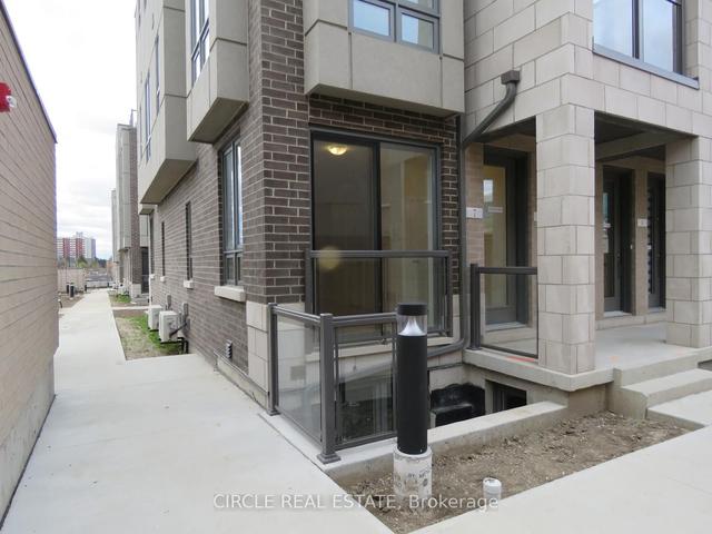 7 - 713 Lawrence Ave W, Townhouse with 2 bedrooms, 2 bathrooms and 1 parking in Toronto ON | Image 15