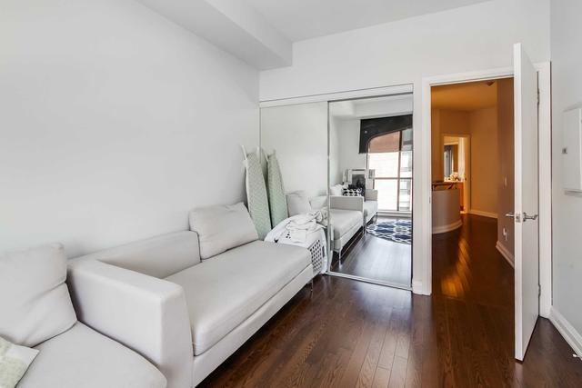 502 - 3 Mcalpine St, Condo with 2 bedrooms, 3 bathrooms and 1 parking in Toronto ON | Image 16