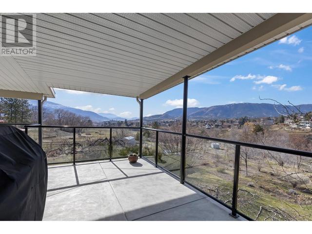 503 Newton Drive, House detached with 4 bedrooms, 3 bathrooms and 5 parking in Okanagan Similkameen F BC | Image 8