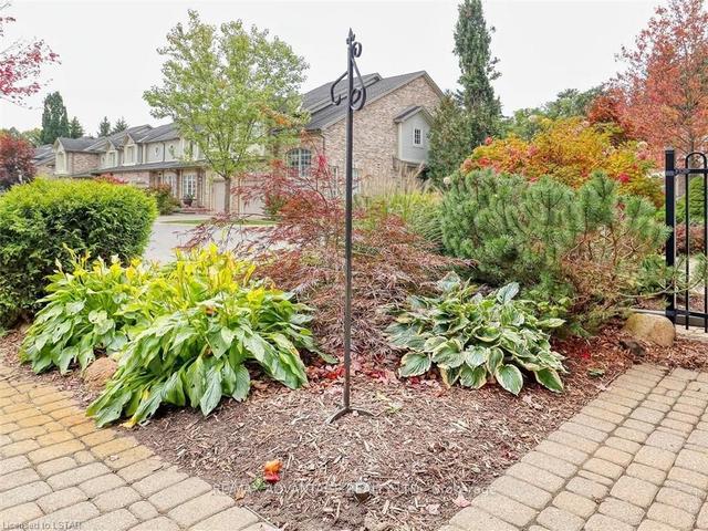 14 - 519 Riverside Dr, Townhouse with 2 bedrooms, 3 bathrooms and 4 parking in London ON | Image 33
