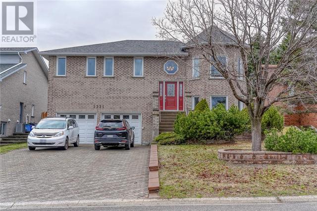 1331 Paquette Street, House detached with 4 bedrooms, 3 bathrooms and null parking in Greater Sudbury ON | Image 2