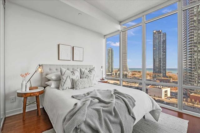 1207 - 90 Park Lawn Rd, Condo with 2 bedrooms, 2 bathrooms and 1 parking in Toronto ON | Image 14