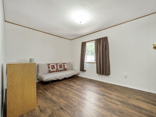 66 - 2715 Westside Drive W, Home with 3 bedrooms, 2 bathrooms and 2 parking in Lethbridge AB | Image 6