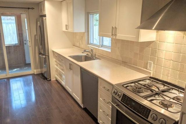 257 Claremont St, House attached with 3 bedrooms, 1 bathrooms and 0 parking in Toronto ON | Image 5