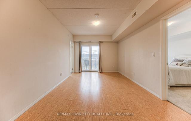 412 - 155 Water St, Condo with 2 bedrooms, 2 bathrooms and 1 parking in Cambridge ON | Image 4