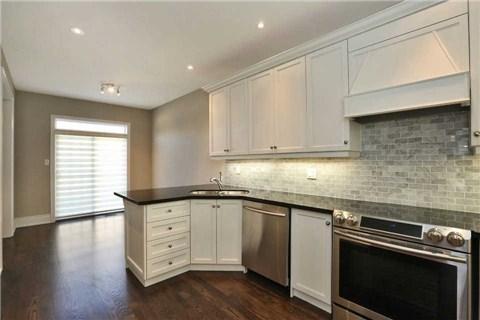 2430 Whistling Springs Cres, House detached with 4 bedrooms, 3 bathrooms and 1 parking in Oakville ON | Image 7