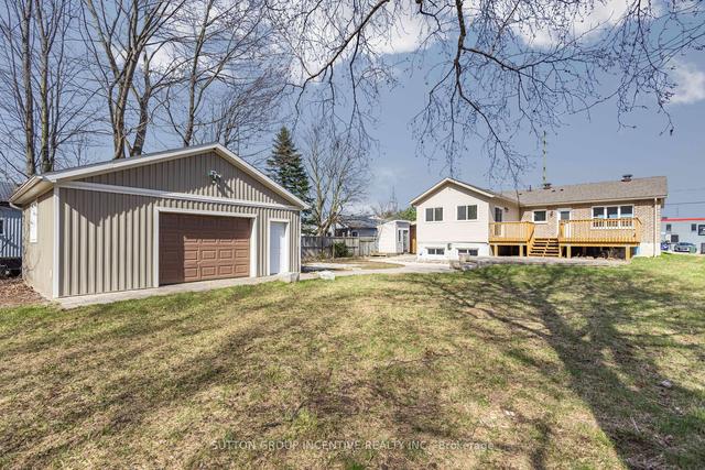 72 Patterson Rd, House detached with 3 bedrooms, 2 bathrooms and 8 parking in Barrie ON | Image 22