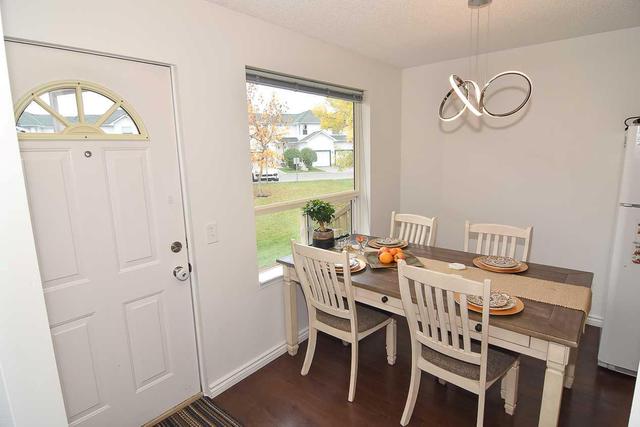 5 Sandpiper Link Nw, Home with 3 bedrooms, 1 bathrooms and 2 parking in Calgary AB | Image 13