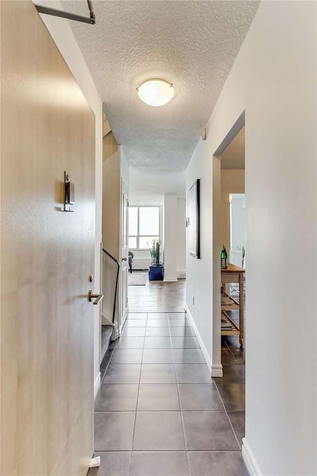 923 - 60 Southport St, Condo with 2 bedrooms, 1 bathrooms and 1 parking in Toronto ON | Image 33