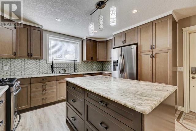 234 Canoe Square Sw, House detached with 6 bedrooms, 4 bathrooms and 6 parking in Airdrie AB | Image 30