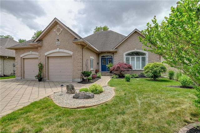 4236 Masterson Circle, House detached with 4 bedrooms, 3 bathrooms and 6 parking in London ON | Image 1