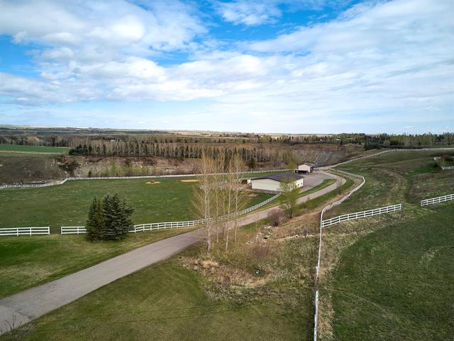 370063 Highway 547, House detached with 8 bedrooms, 9 bathrooms and 20 parking in Foothills County AB | Image 45
