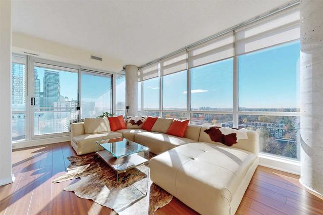1607 - 30 Canterbury Pl, Condo with 2 bedrooms, 2 bathrooms and 1 parking in Toronto ON | Card Image