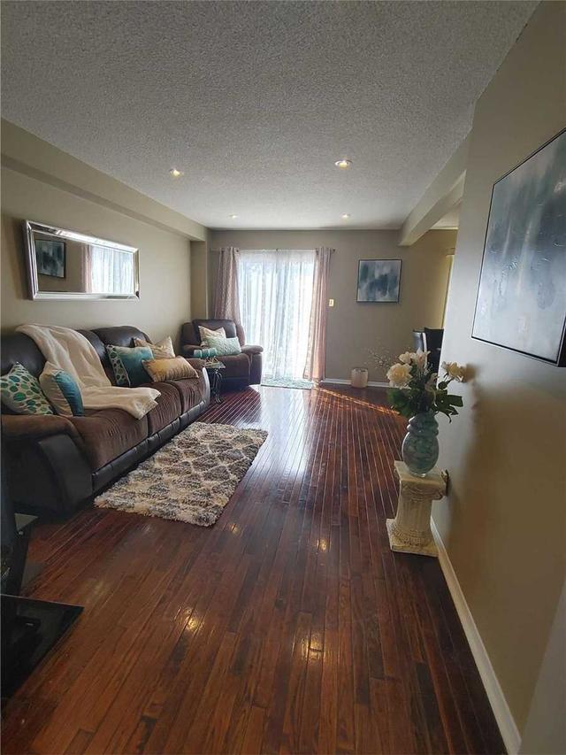 16 Cortez Crt W, House detached with 3 bedrooms, 4 bathrooms and 3 parking in Brampton ON | Image 4