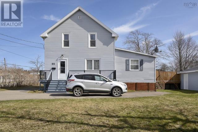 22 Macrae Avenue, House detached with 4 bedrooms, 1 bathrooms and null parking in Cape Breton NS | Image 2