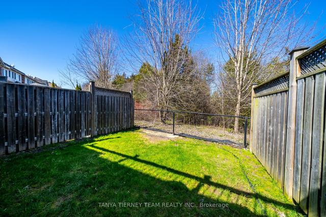 65 Tempo Way, House attached with 3 bedrooms, 3 bathrooms and 3 parking in Whitby ON | Image 31
