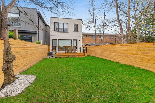 111 Malvern Ave, House detached with 3 bedrooms, 4 bathrooms and 2 parking in Toronto ON | Image 32