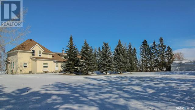 749 Gibson Road, House detached with 3 bedrooms, 3 bathrooms and null parking in Balgonie SK | Image 34