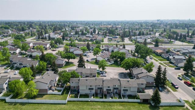 8 - 64 Whitnel Court Ne, Home with 2 bedrooms, 1 bathrooms and 1 parking in Calgary AB | Image 22