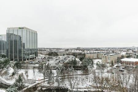 1003 - 80 Absolute Ave, Condo with 2 bedrooms, 2 bathrooms and 1 parking in Mississauga ON | Image 23