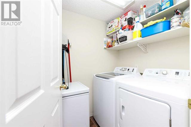 Laundry Room | Image 8
