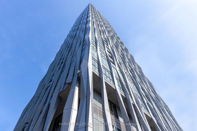 309 - 1 Yorkville Ave, Condo with 2 bedrooms, 3 bathrooms and 1 parking in Toronto ON | Image 1