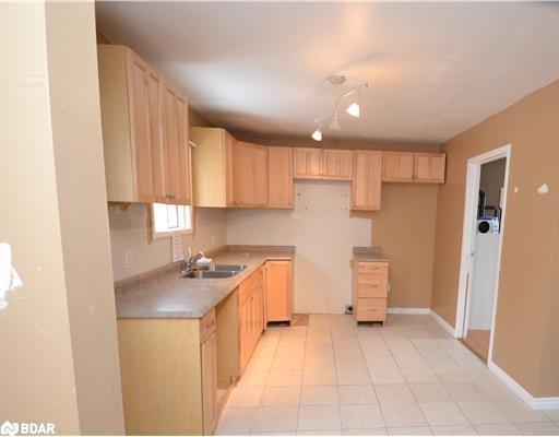 3388 Lee Avenue, House detached with 3 bedrooms, 1 bathrooms and null parking in Severn ON | Image 2