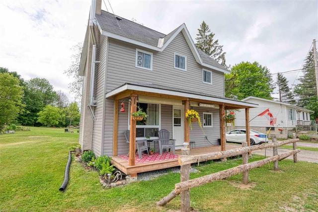 11608 Road 38, House detached with 3 bedrooms, 2 bathrooms and 2 parking in Central Frontenac ON | Image 4