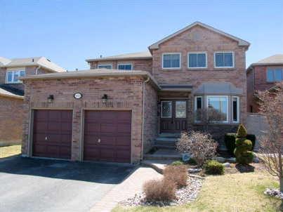 1005 Honeywood Cres, House detached with 4 bedrooms, 3 bathrooms and 4 parking in Pickering ON | Image 1