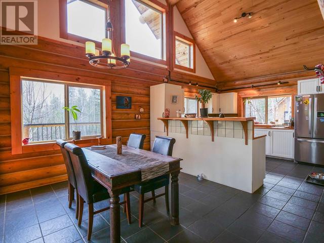 1686 Brennen Road, House detached with 3 bedrooms, 3 bathrooms and null parking in Cariboo B BC | Image 21