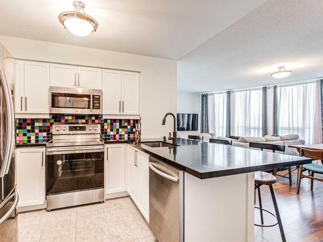 1920 - 25 Greenview Ave, Condo with 2 bedrooms, 2 bathrooms and 1 parking in Toronto ON | Image 15