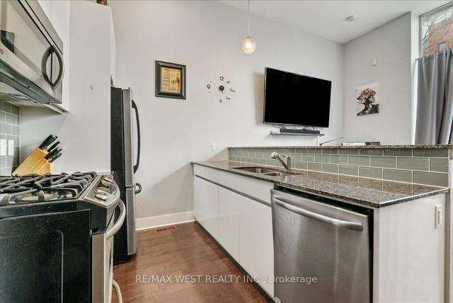 101 - 323 Kingston Rd, Condo with 1 bedrooms, 1 bathrooms and 0 parking in Toronto ON | Image 19