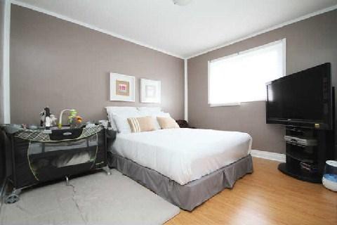 241 Vodden St W, House detached with 4 bedrooms, 4 bathrooms and 6 parking in Brampton ON | Image 15