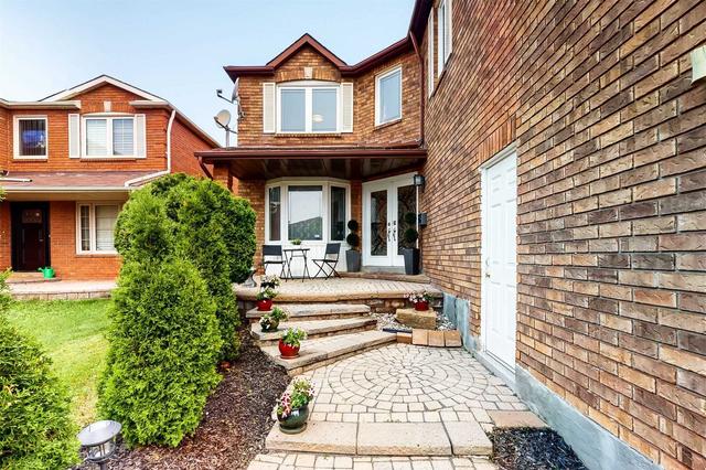 117 Ceremonial Dr, House detached with 5 bedrooms, 4 bathrooms and 4 parking in Mississauga ON | Image 12