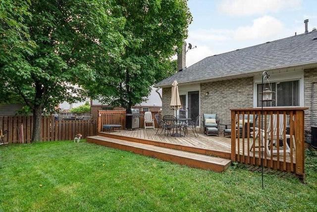 8 Brighton Pl, House semidetached with 3 bedrooms, 2 bathrooms and 2 parking in Brampton ON | Image 18