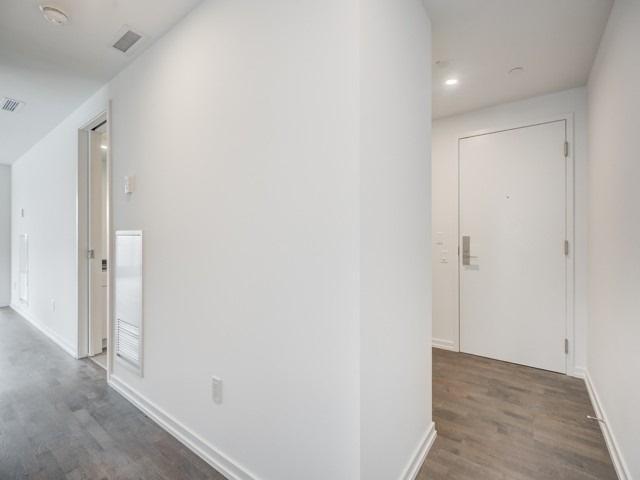 602 - 60 Colborne St, Condo with 2 bedrooms, 2 bathrooms and 1 parking in Toronto ON | Image 2